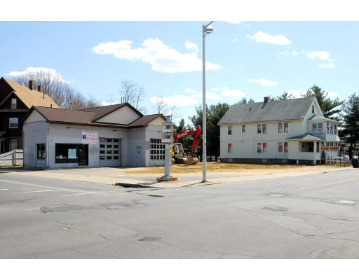 695 Liberty St.