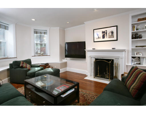 124 Pembroke St- Boston,  MA