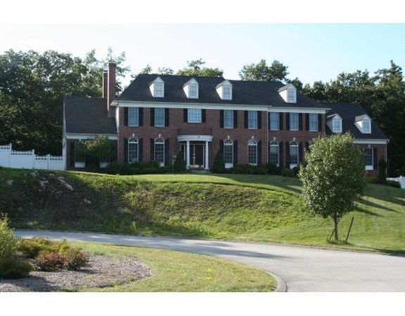 6 Everett Circle