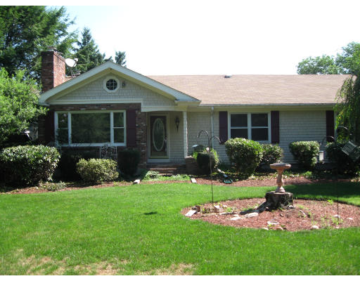 Single Family Home for Sale, ListingId:15762287, location: 345 Highland Ave Dartmouth 02747
