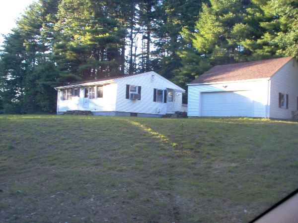 1290 Gilbertville Rd