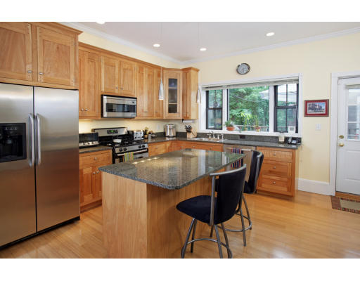  14 Wellington St- Boston,  MA