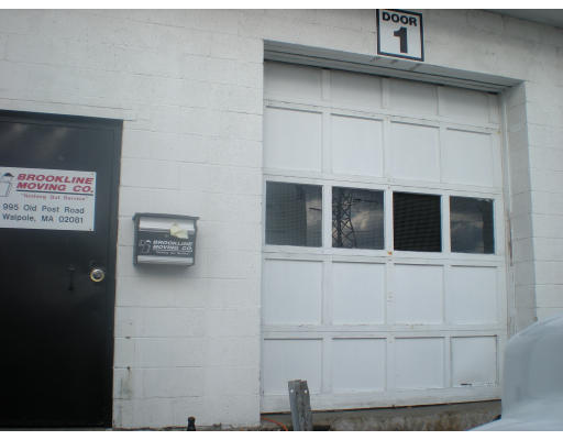 995 Old Post Rd