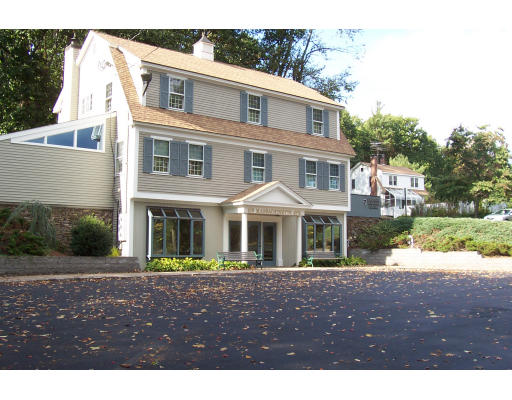 109 Massachusetts Ave