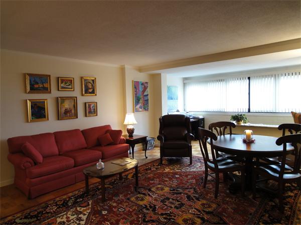 71121804 Photo