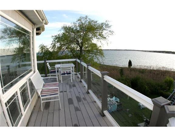 9 BAYVIEW AVENUE