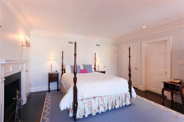 apartments for sale boston