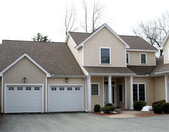 89 Emerald Ct