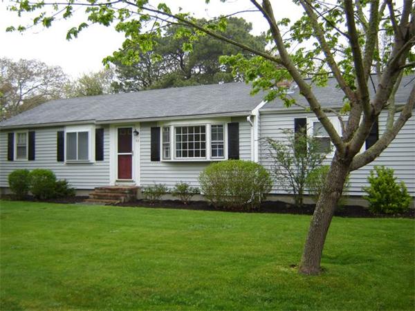 32 Checkerberry Lane, Yarmouth, MA