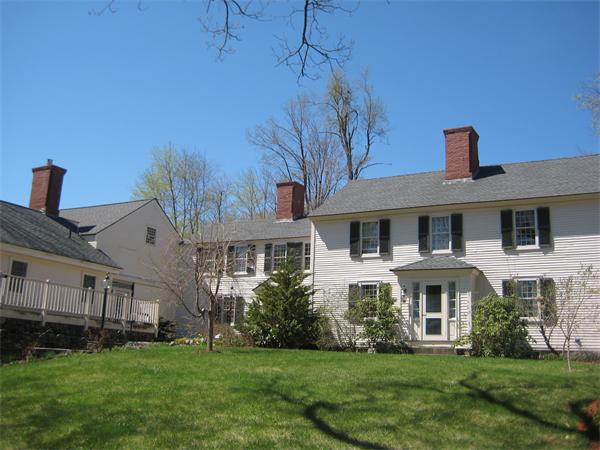 107 Main St