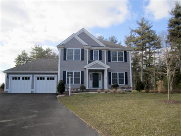 14 Swan Pond Ln