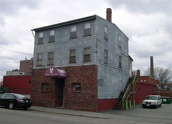 585 Market St