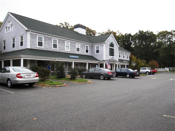 4 Tupper Rd