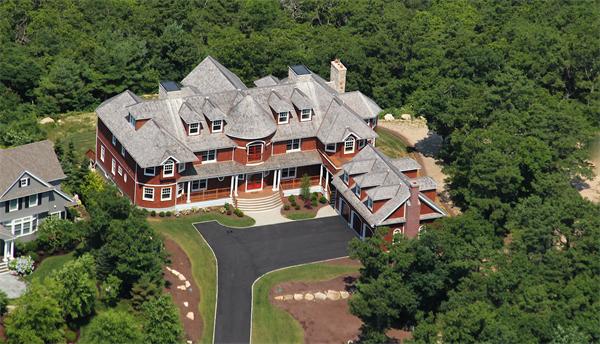 102 Highwood Lane