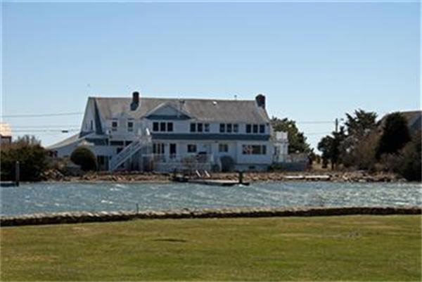 306 Long Beach Rd