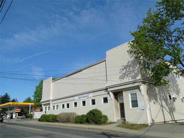 419 Lincoln St