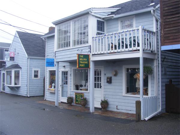 32 Bearskin Neck
