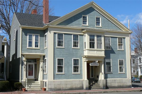 53 Washington Square North