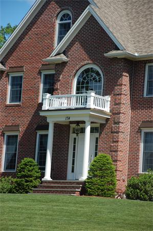 174 Duck Pond Rd