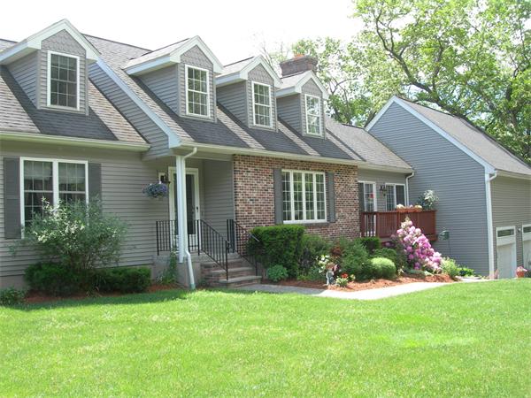 53 DERBY LANE