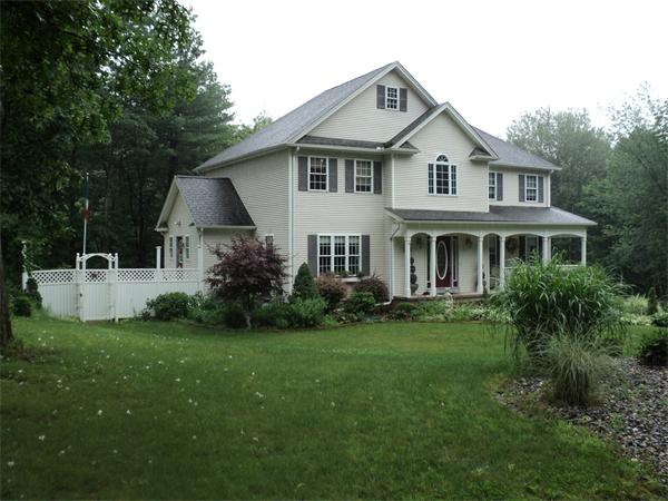 229 Bear Hole Rd
