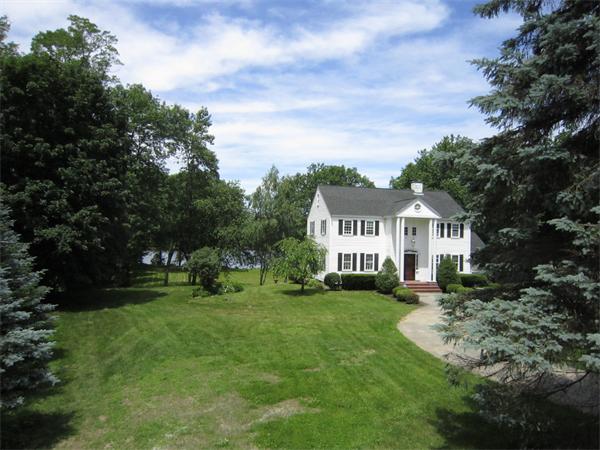 8 Cottles Ferry Ln