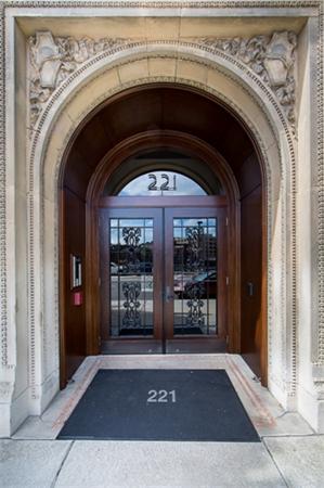 apartments for sale boston