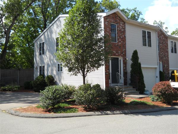 221 Saint Mary Street