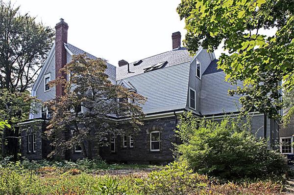 7 Colchester St