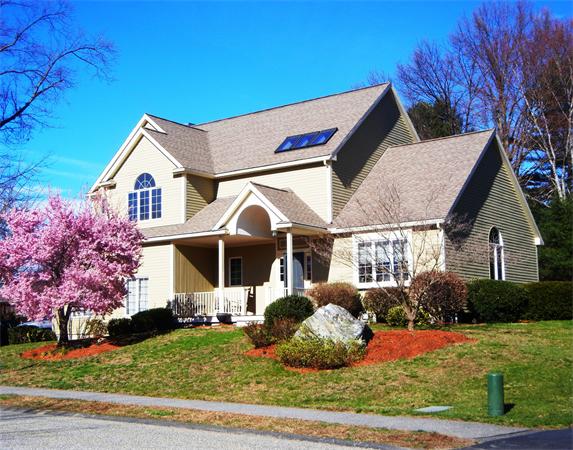 7 Nipmuck Dr