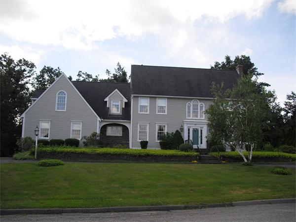 48 Whisper Dr