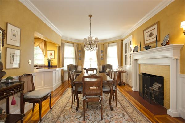 13 Regent Circle