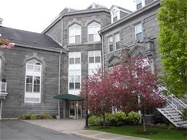 47 Village Avenue