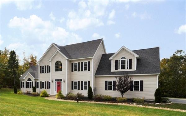 7 Louis Dr