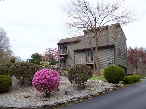 404 Pleasant St