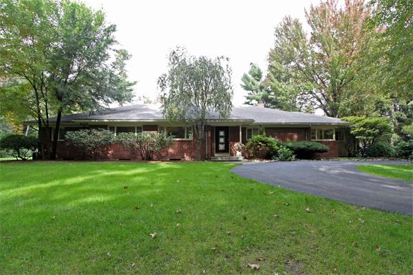 3 Knollwood Dr