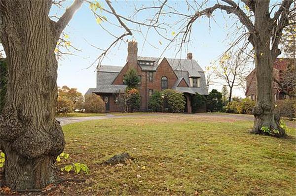 265 Court Rd