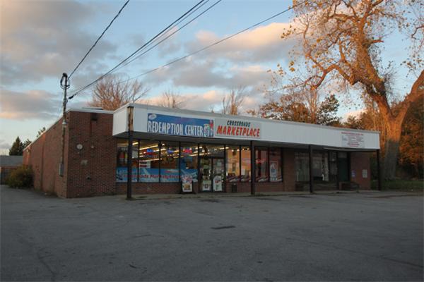 1060 Main St