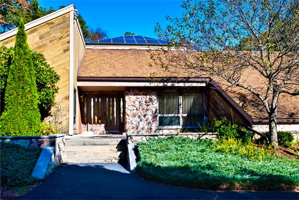 110 Palisades Cir