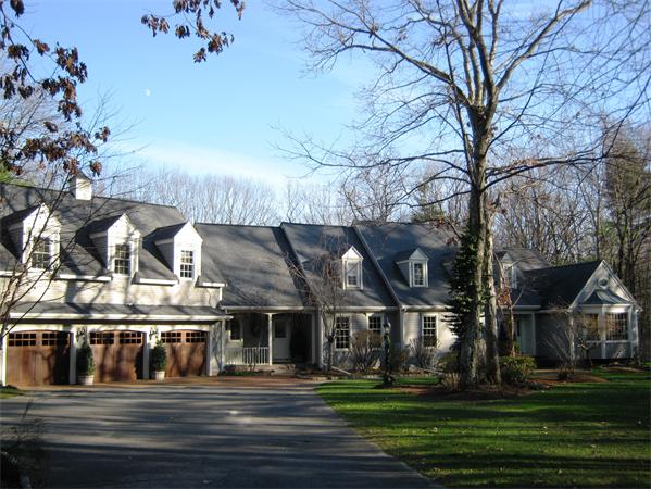 239 West St