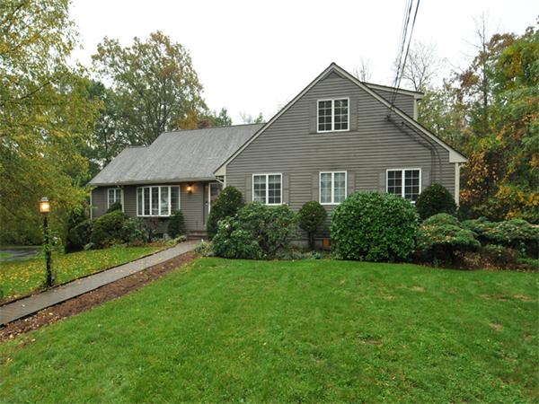 28 Lancelot Court
