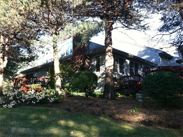 7 Country Club Ln