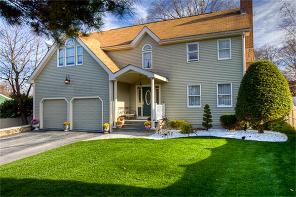 10 Lawrence Rd