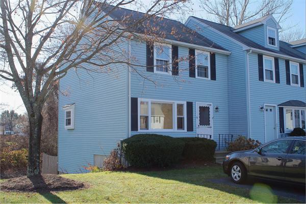 21 Cedar Square