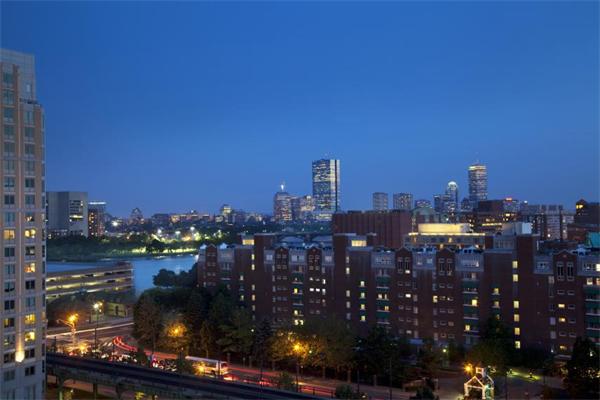 Lofts.com apartments, condos, coops, houses & commercial real estate - Cambridge Lofts (Condo)