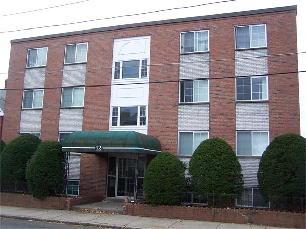 12 Woodland Street