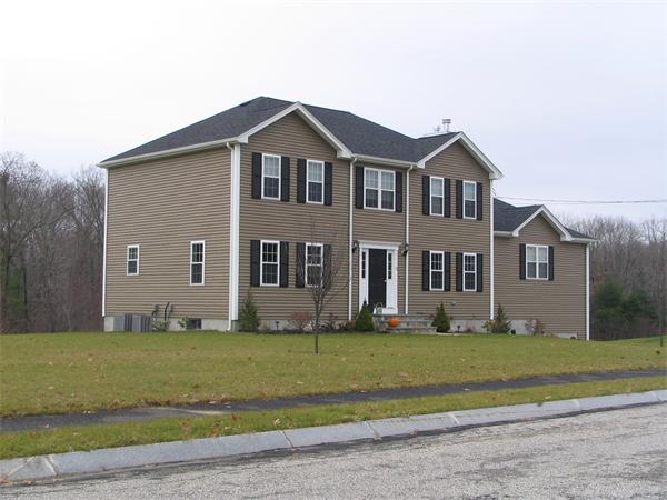 23 Roland Way