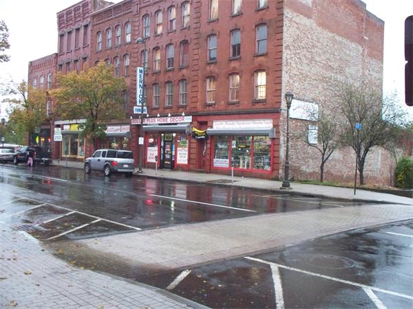 106 High St