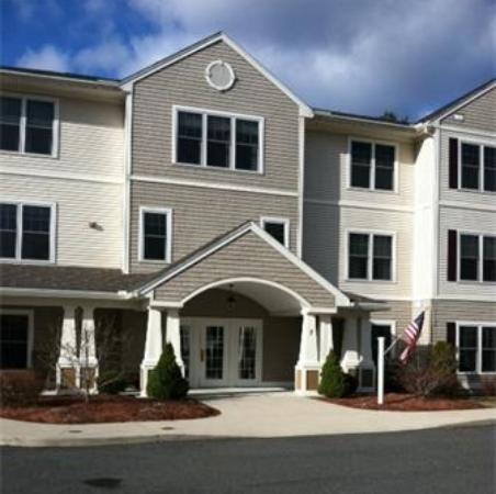 7 Crescent Way