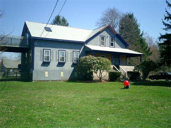 729 Bark St
